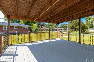 11200 St Clement Ln, Saint Ann, MO 63074 - Photo 2