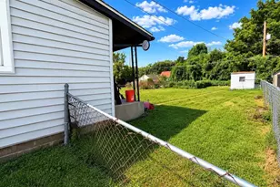 2119 N 4th St, Saint Charles, MO 63301 - Photo 6
