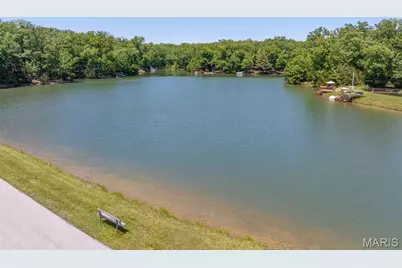 955 Woodlake Drive, Innsbrook, MO 63390 - Photo 34