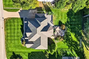 4 Colonial Hills Pkwy, Saint Louis, MO 63141 - Photo 56