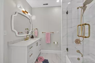 4 Colonial Hills Pkwy, Saint Louis, MO 63141 - Photo 34
