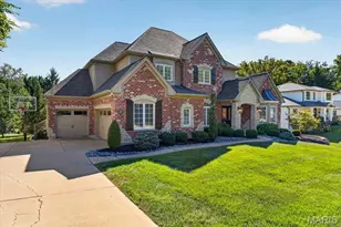 4 Colonial Hills Pkwy, Saint Louis, MO 63141 - Photo 2