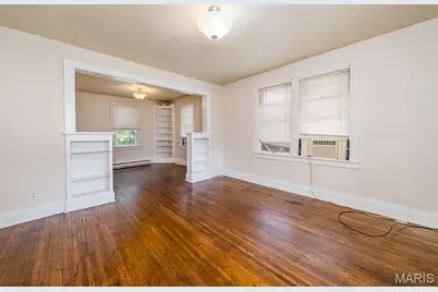 345 E Springfield Avenue, Saint Clair, MO 63077 - Photo 10