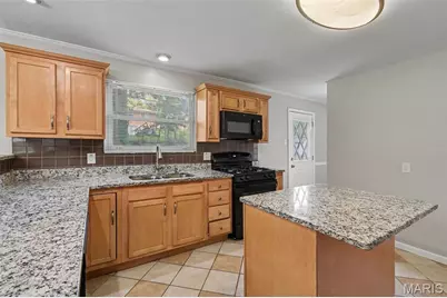 11533 Sherrington Drive, Saint Louis, MO 63138 - Photo 8