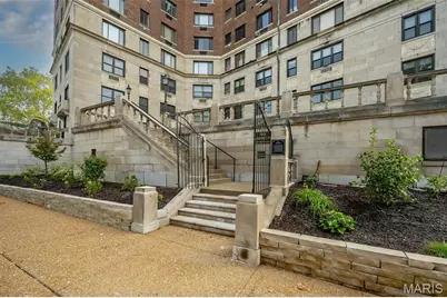 410 N Newstead Avenue #11E, Saint Louis, MO 63108 - Photo 2