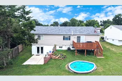 5661 Chalet Hill Drive, Saint Louis, MO 63129 - Photo 4