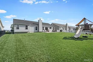 2010 Riverdew Dr, Saint Paul, MO 63366 - Photo 6
