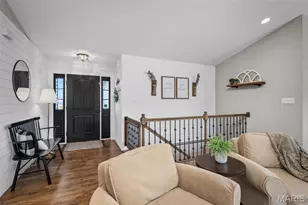 2010 Riverdew Dr, Saint Paul, MO 63366 - Photo 8