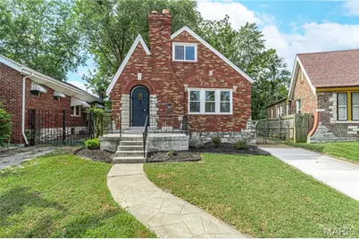 1284 Sells Avenue, Saint Louis, MO 63147 - Photo 1