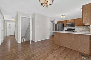 5 Revolutionary Way Ct, O'Fallon, MO 63366 - Photo 8