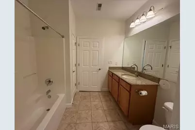 2632 McKnight Crossing Court, Rock Hill, MO 63124 - Photo 12