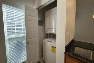 2632 Mcknight Crossing Ct, Rock Hill, MO 63124 - Photo 14