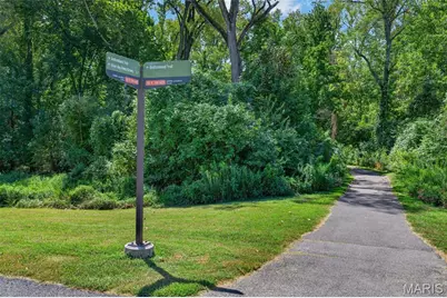 10427 Tiffany Village Court, Saint Louis, MO 63123 - Photo 28
