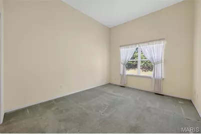 10427 Tiffany Village Court, Saint Louis, MO 63123 - Photo 10