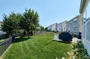 233 Spring Borough Dr, O'Fallon, MO 63368 - Photo 60