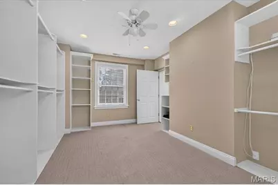6 Berkshire Drive, Saint Louis, MO 63117 - Photo 32