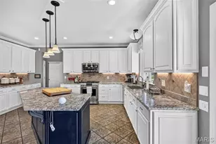 708 Lakeshore Manor Ct, Wildwood, MO 63038 - Photo 22