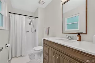 926 Oakwood Farms Ln, Ballwin, MO 63021 - Photo 22