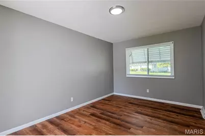 6716 Lightwood Drive, Hazelwood, MO 63042 - Photo 16