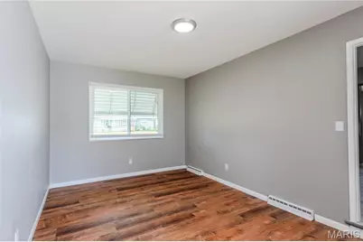 6716 Lightwood Drive, Hazelwood, MO 63042 - Photo 18