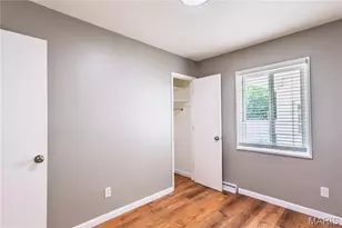 6716 Lightwood Dr, Hazelwood, MO 63042 - Photo 22