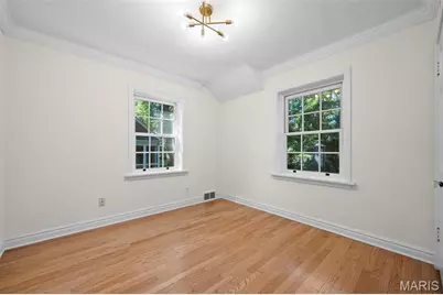 225 Parkland Avenue, Glendale, MO 63122 - Photo 20