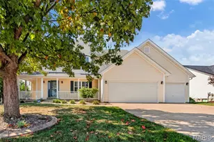 1597 Indian Springs Dr, O'Fallon, MO 63366 - Photo 2
