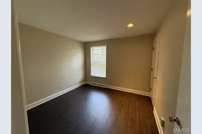 1130 S Mason Road, Town and Country, MO 63131 - Photo 16