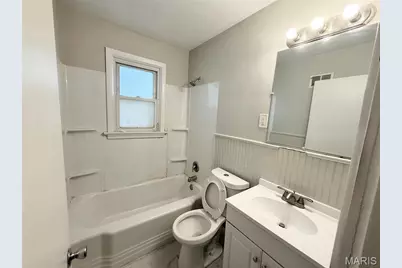 6122 Jackson Avenue, Berkeley, MO 63134 - Photo 10