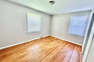 6122 Jackson Ave, Berkeley, MO 63134 - Photo 8