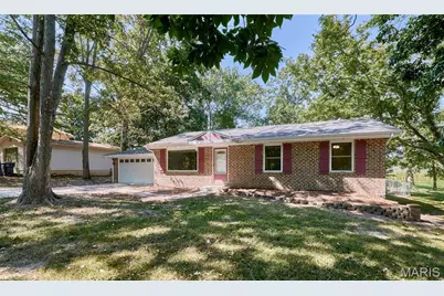 1397 Valli Lane, Saint Charles, MO 63304 - Photo 2