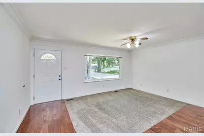 1397 Valli Lane, Saint Charles, MO 63304 - Photo 6