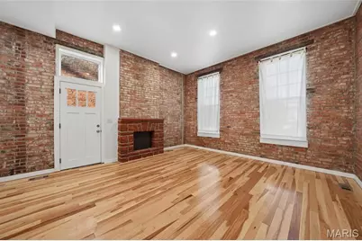 3706 Iowa Avenue, Saint Louis, MO 63118 - Photo 6