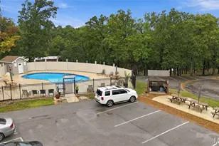 2797 Blackforest Dr, Oakville, MO 63129 - Photo 20