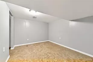 913 Vine St, Festus, MO 63028 - Photo 36