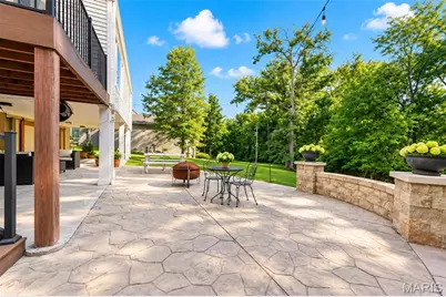 18 Chaminade Drive, Saint Louis, MO 63141 - Photo 4