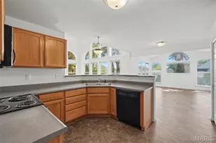 2012 Archway Dr, Wentzville, MO 63385 - Photo 20