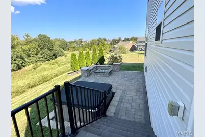 526 Golden Leaf Court, Lake Saint Louis, MO 63367 - Photo 2