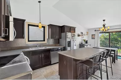 136 Prairie Bluffs Drive, Wentzville, MO 63385 - Photo 18
