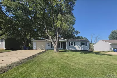 905 Lakeview Drive, Warrenton, MO 63383 - Photo 2