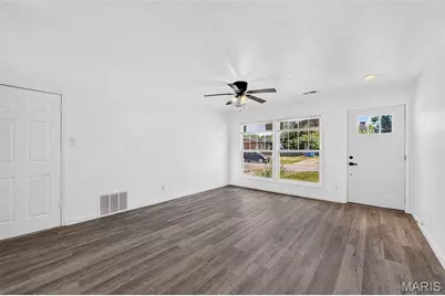 2271 Cessna Drive, Arnold, MO 63010 - Photo 12