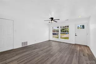 2271 Cessna Dr, Arnold, MO 63010 - Photo 12