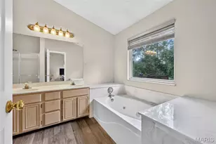 72 Hickoryshade Ct, Saint Peters, MO 63376 - Photo 14