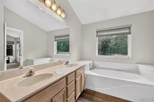 72 Hickoryshade Ct, Saint Peters, MO 63376 - Photo 16