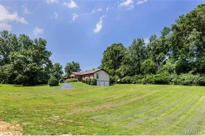 3641 Afshari Circle, Florissant, MO 63034 - Photo 38
