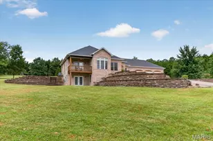 2389 Desloge Estates Dr, Villa Ridge, MO 63089 - Photo 36