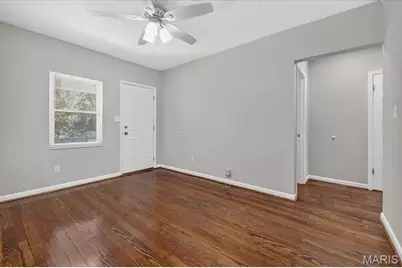 2415 Florent Avenue, Saint Louis, MO 63143 - Photo 4