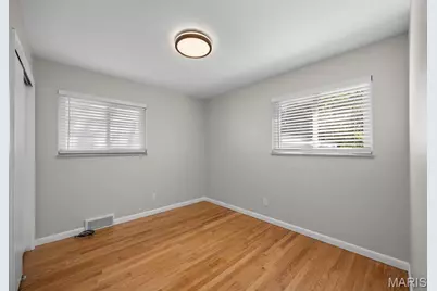 8816 Bridgeport Avenue, Brentwood, MO 63144 - Photo 22