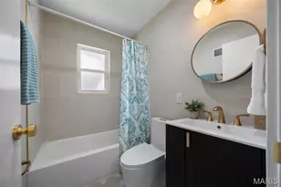 8816 Bridgeport Ave, Brentwood, MO 63144 - Photo 16