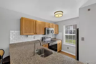 5103 Spring Creek Ln, O'Fallon, MO 63368 - Photo 2